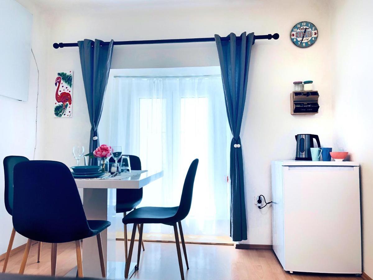 1Br Apartment On The Most Beautiful Street In Ljubljana Center Kültér fotó