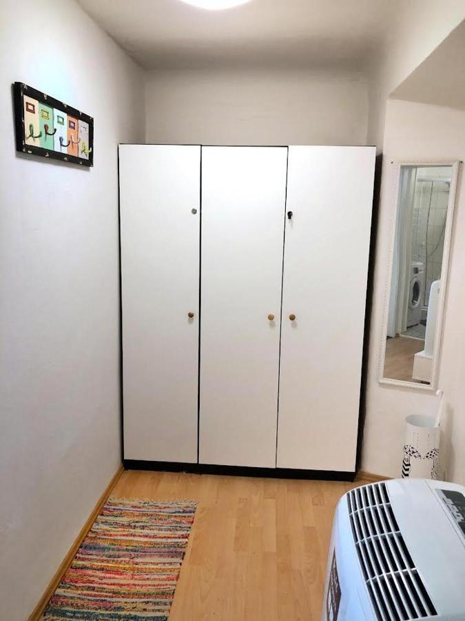 1Br Apartment On The Most Beautiful Street In Ljubljana Center Kültér fotó