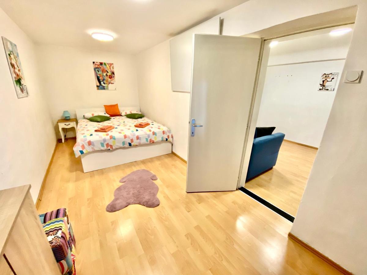 1Br Apartment On The Most Beautiful Street In Ljubljana Center Kültér fotó